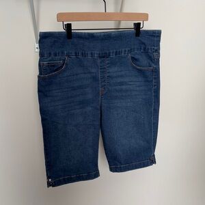 Gloria Vanderbilt Amanda Pull-on Denim Shorts